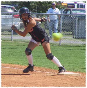 Fastpitch Softball Free Tip on Heads-Up Baserunning